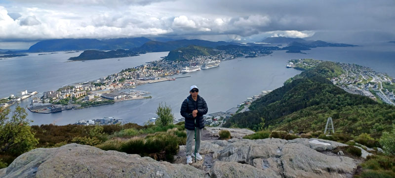 Alesund (in background) in Norway. Atop Sukkertoppen (or sugarlump/sugartop), 314 meters above sea level.