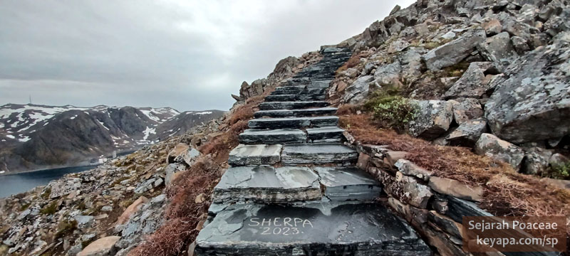 The Northern Tip of Europe: Honningsvåg, Nordkapp (North Cape), Storfjellet, and the Sherpa Stairways